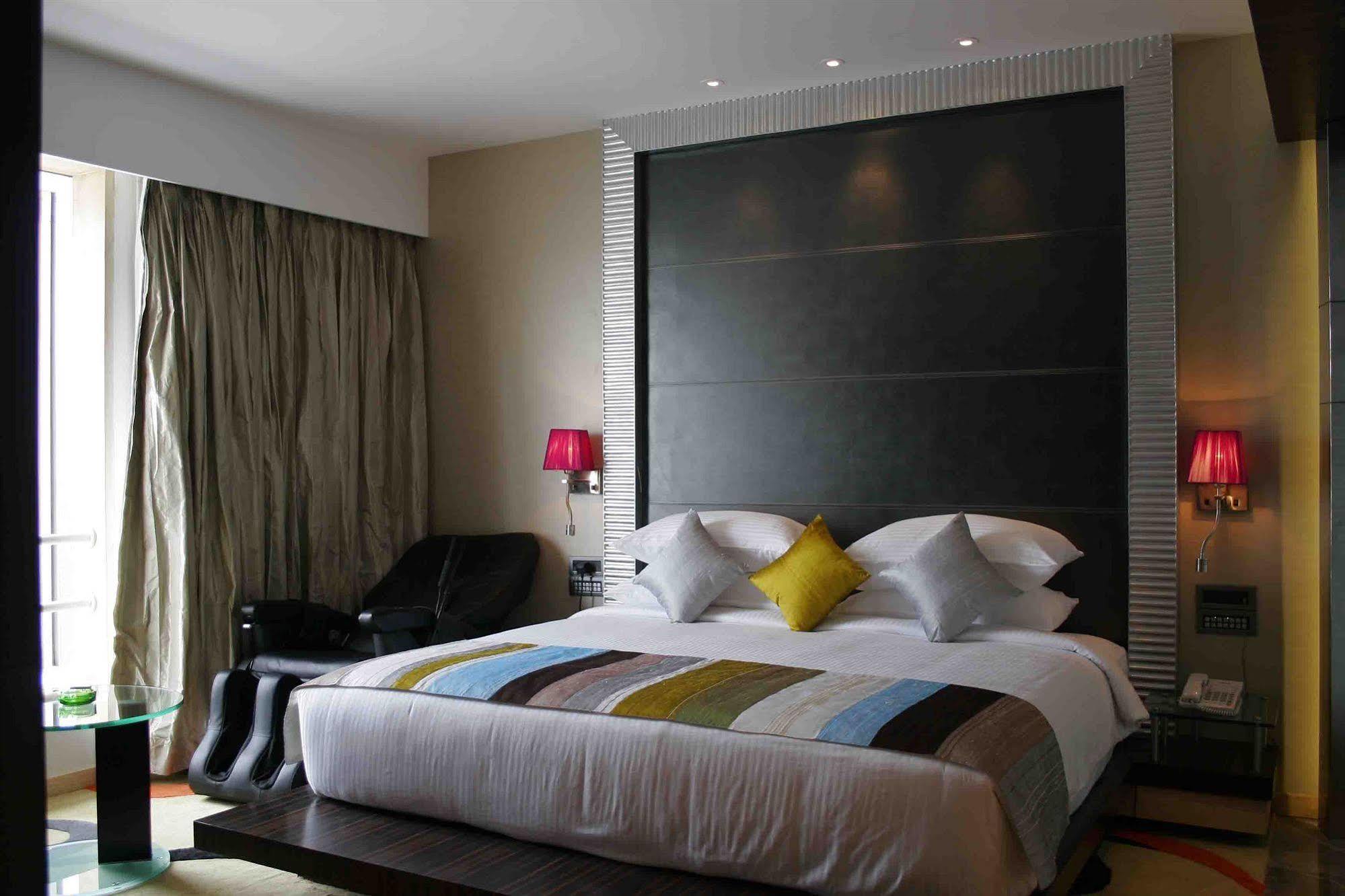 Hotel The Regale By Tunga Mumbai Exterior foto