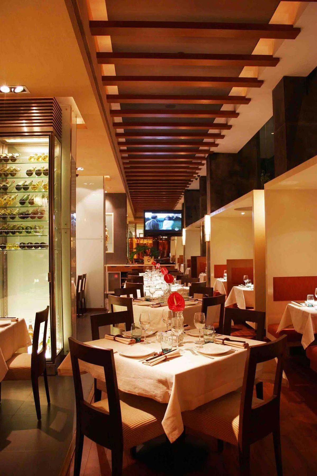 Hotel The Regale By Tunga Mumbai Exterior foto