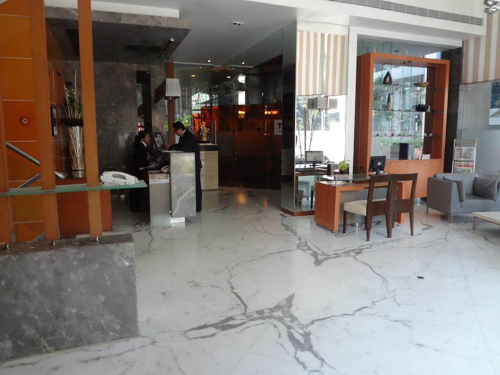 Hotel The Regale By Tunga Mumbai Exterior foto