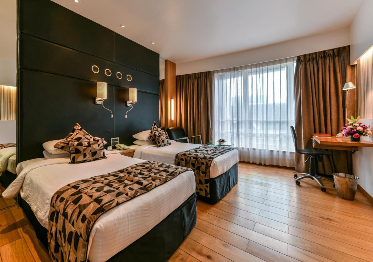 Hotel The Regale By Tunga Mumbai Exterior foto